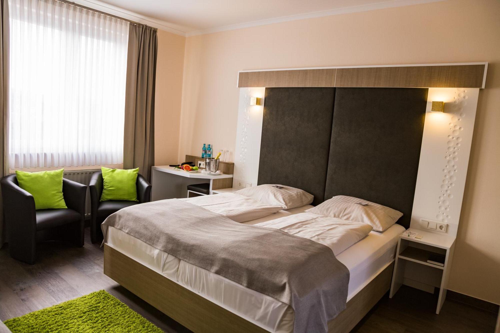 Hotel-Restaurant Zur Krone Löhnberg Dış mekan fotoğraf