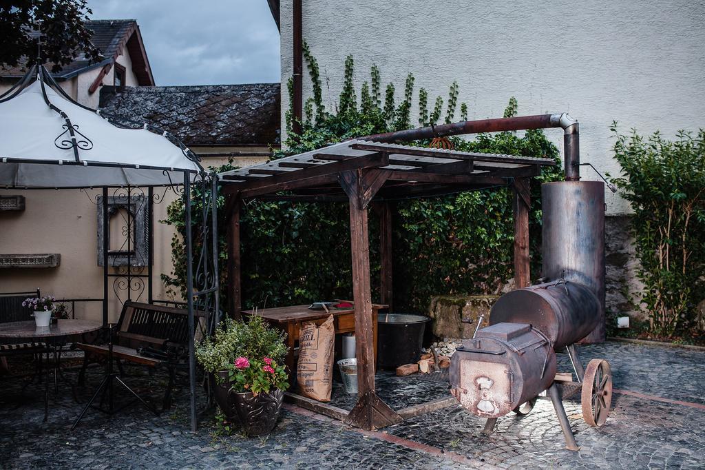 Hotel-Restaurant Zur Krone Löhnberg Dış mekan fotoğraf