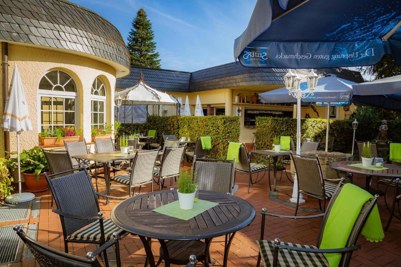 Hotel-Restaurant Zur Krone Löhnberg Dış mekan fotoğraf